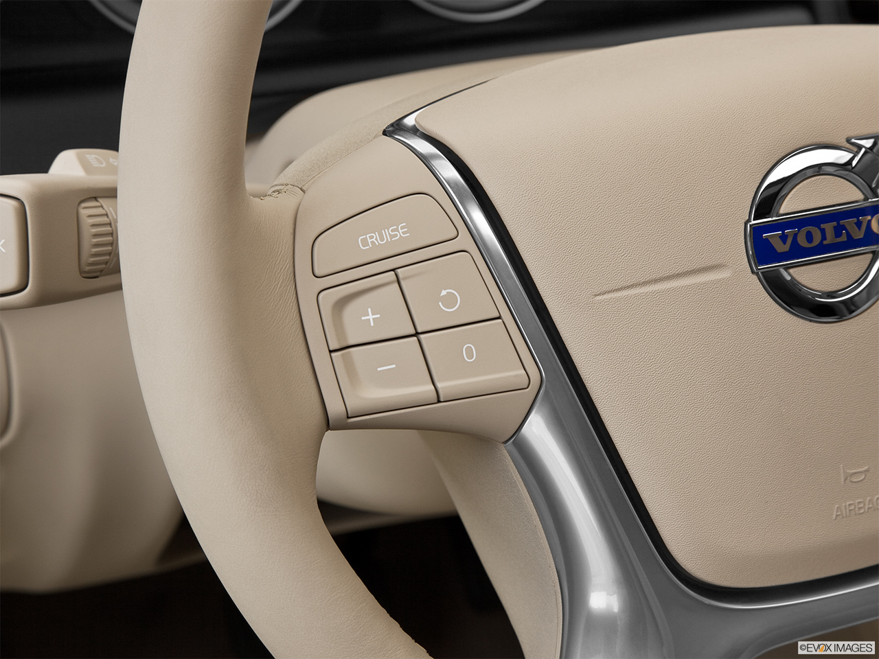 2013 Volvo XC60 3.2 FWD Premier Plus Steering Wheel Controls (Left Side) 