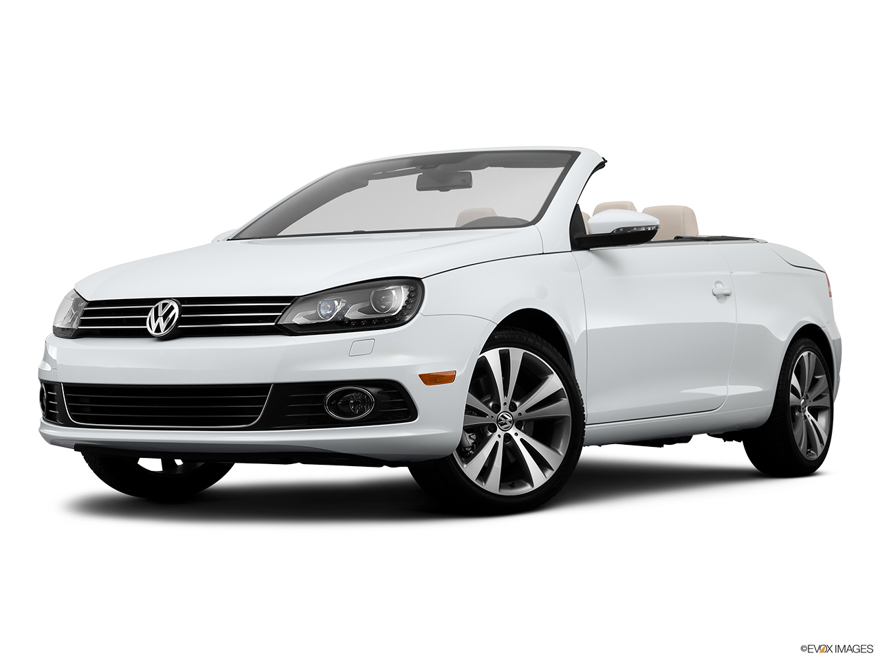 2013 Volkswagen Eos Lux Front angle medium view. 