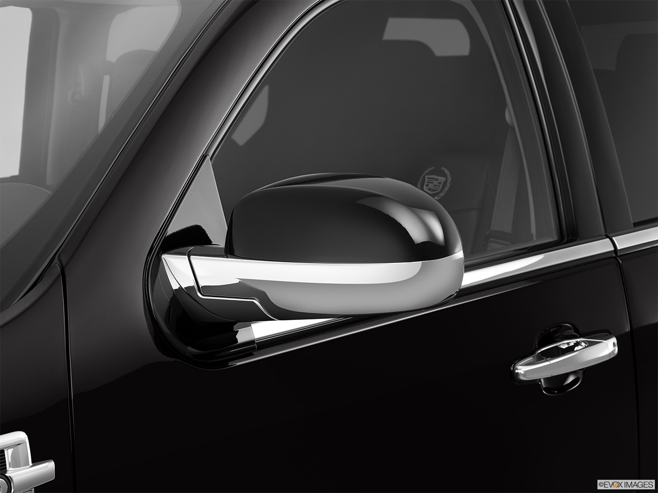2013 Cadillac Escalade Hybrid Platinum Driver's side mirror, 3_4 rear 