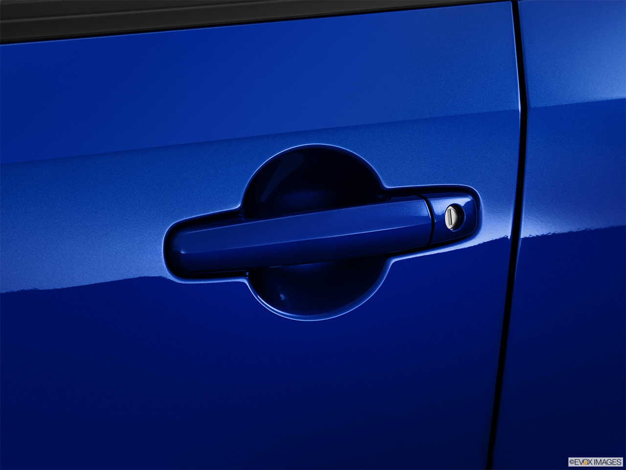 2013 Suzuki SX4 AWD Crossover Premium AT AWD Drivers Side Door handle. 