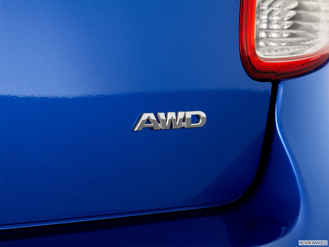 2013 Suzuki SX4 AWD Crossover Premium AT AWD Exterior Bonus Shots (no set spec) 