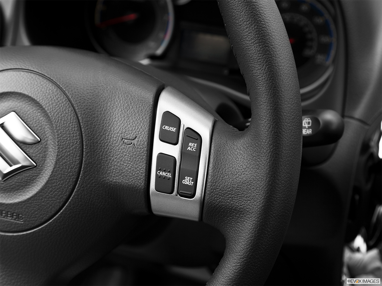 2013 Suzuki SX4 AWD Crossover Premium AT AWD Steering Wheel Controls (Right Side) 