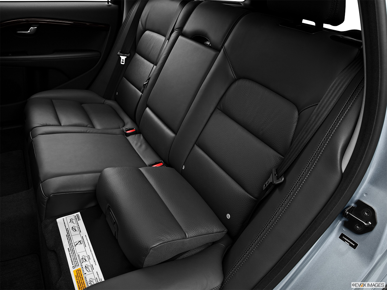 2013 Volvo XC70 T6 AWD Platinum Interior Bonus Shots (no set spec) 