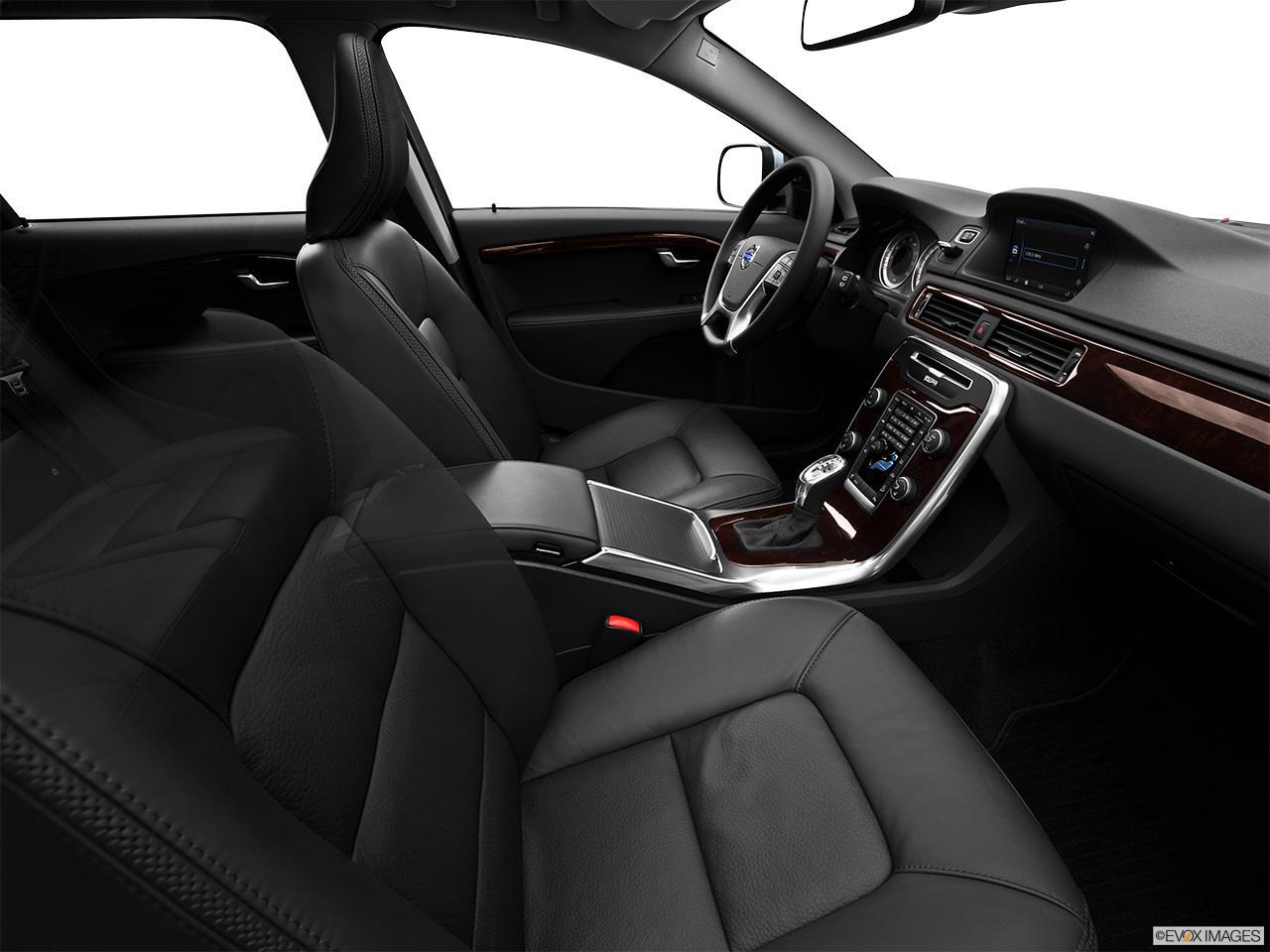 2013 Volvo XC70 T6 AWD Platinum Fake Buck Shot - Interior from Passenger B pillar. 