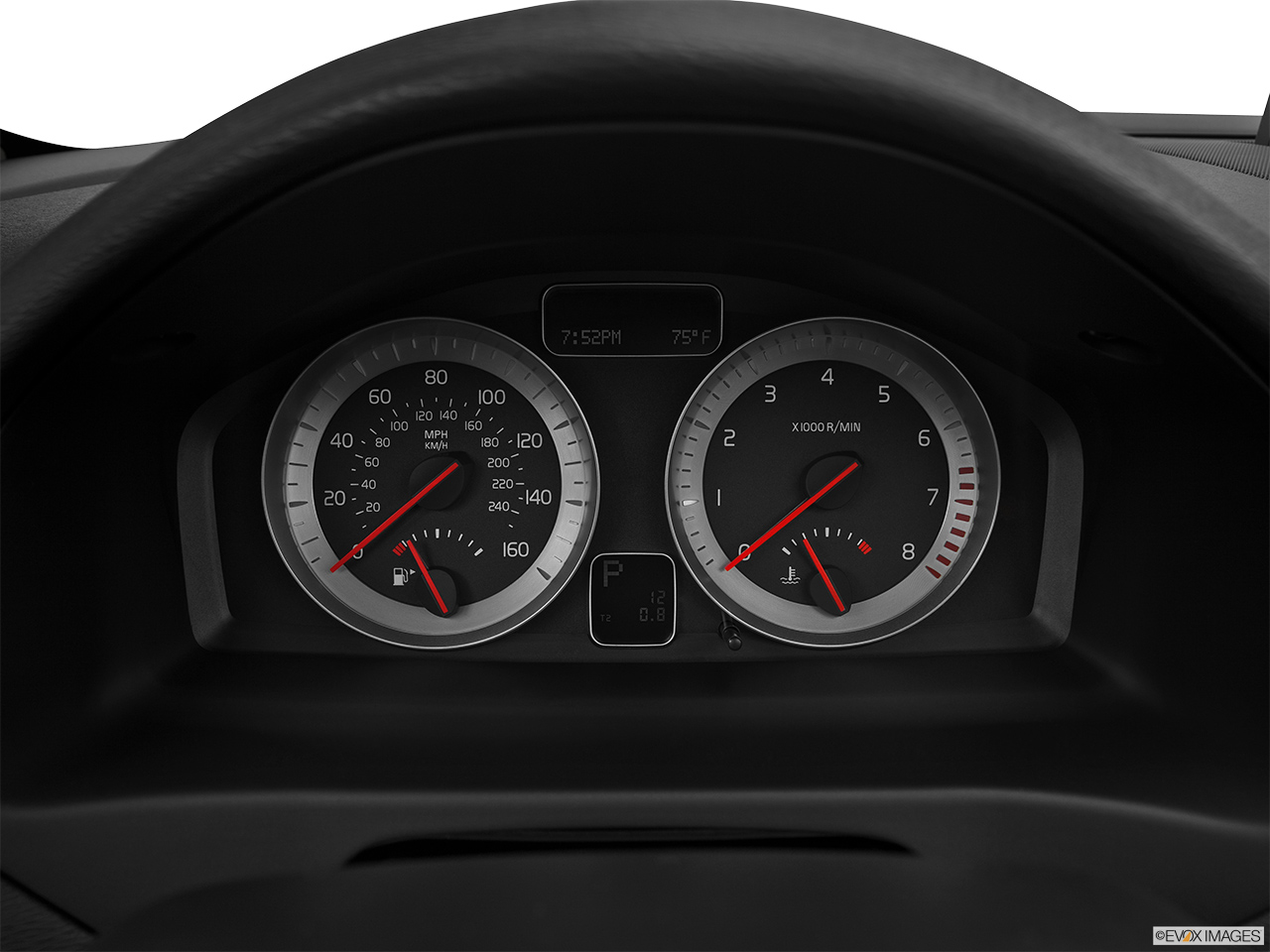 2013 Volvo C70 T5 Platinum Speedometer/tachometer. 