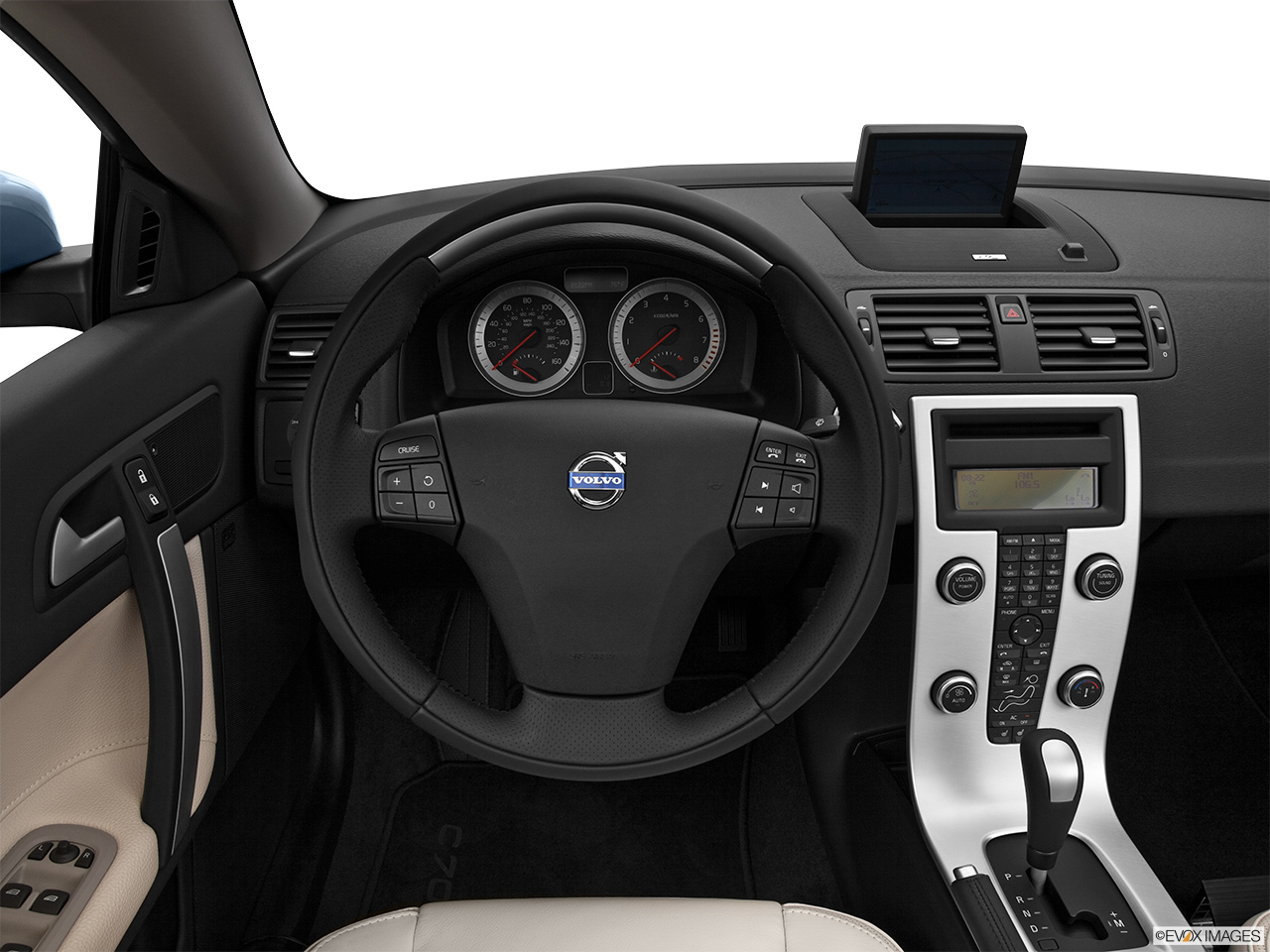 2013 Volvo C70 T5 Platinum Steering wheel/Center Console. 