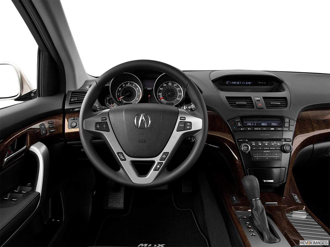 2013 Acura MDX Base Steering wheel/Center Console. 