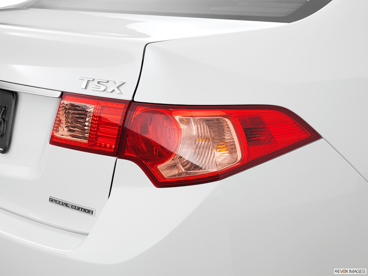2013 Acura TSX Special Edition 5-Speed Automatic Passenger Side Taillight. 