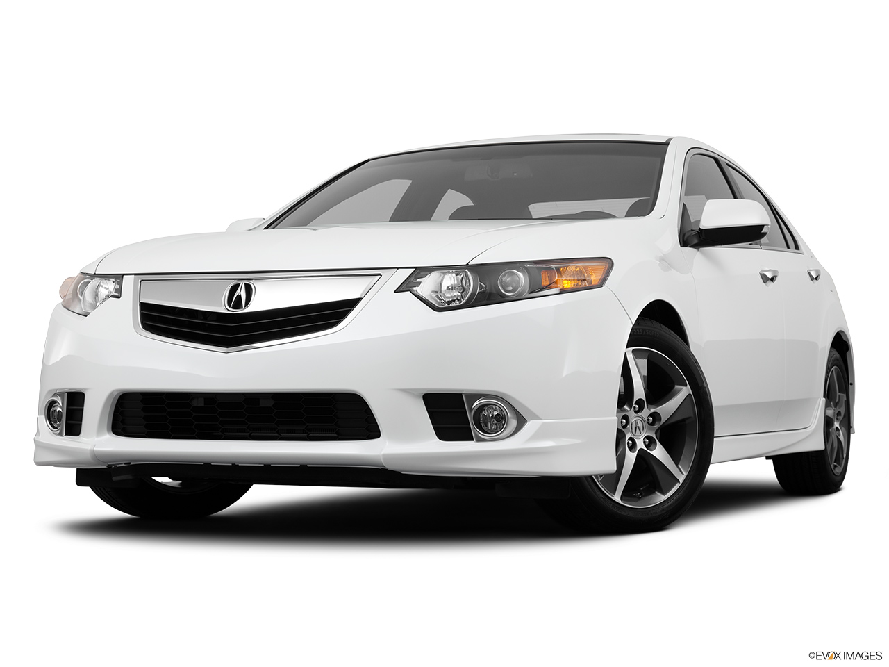 2013 Acura TSX Special Edition 5-Speed Automatic Front angle view, low wide perspective. 