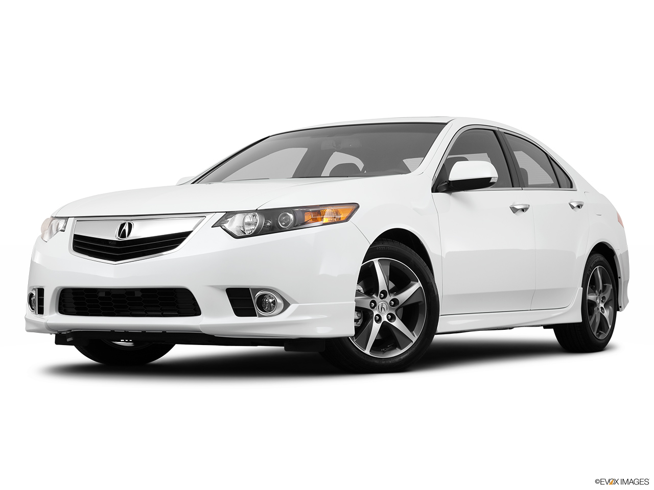 2013 Acura TSX Special Edition 5-Speed Automatic Front angle medium view. 