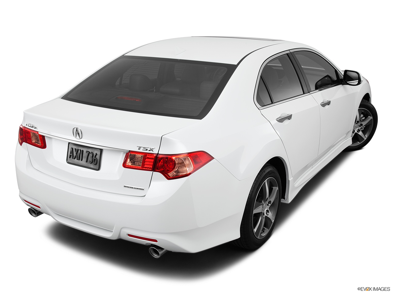 2013 Acura TSX Special Edition 5-Speed Automatic Rear 3/4 angle view. 