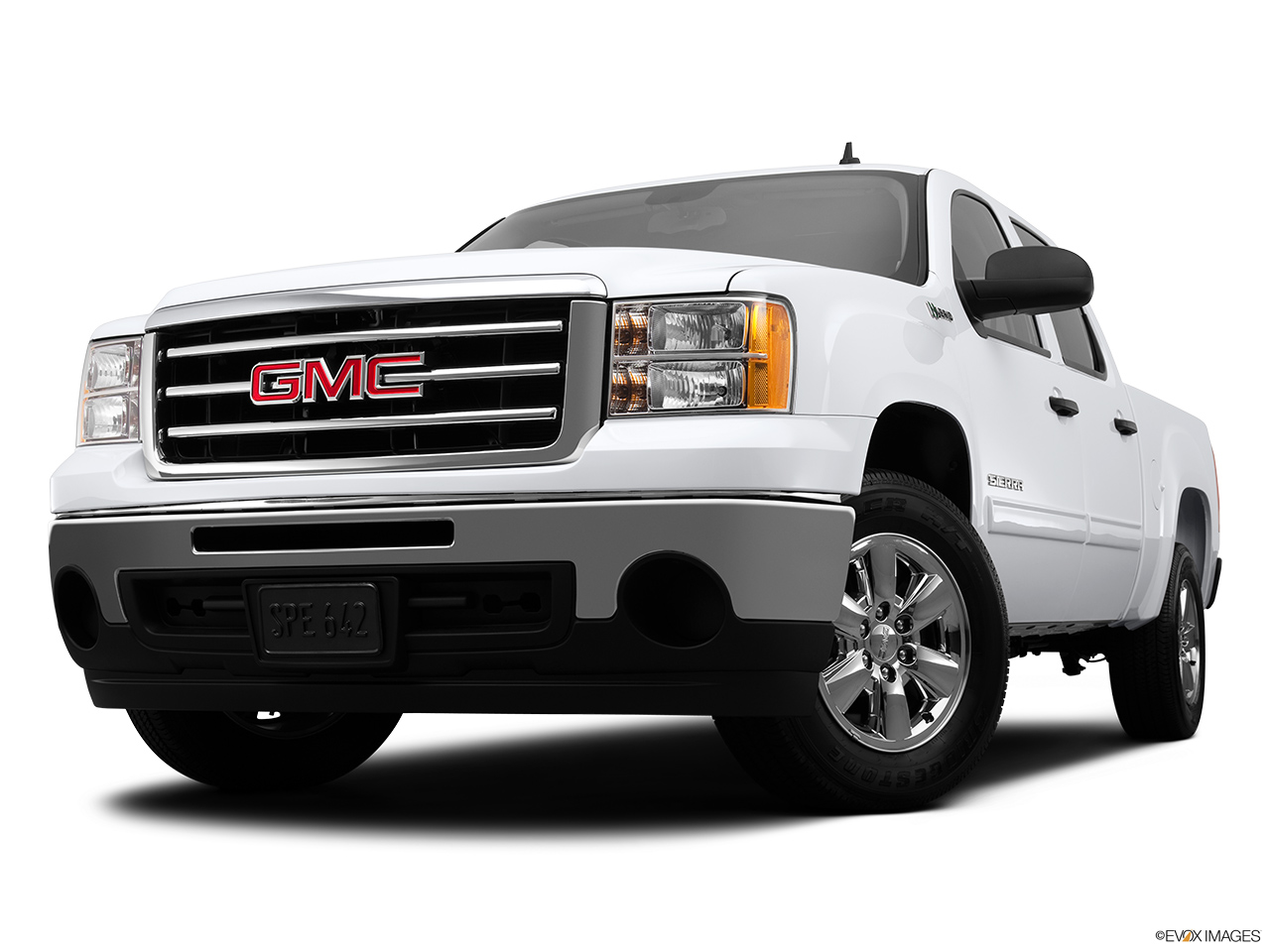 2013 GMC Sierra 1500 Hybrid 3HA Front angle view, low wide perspective. 