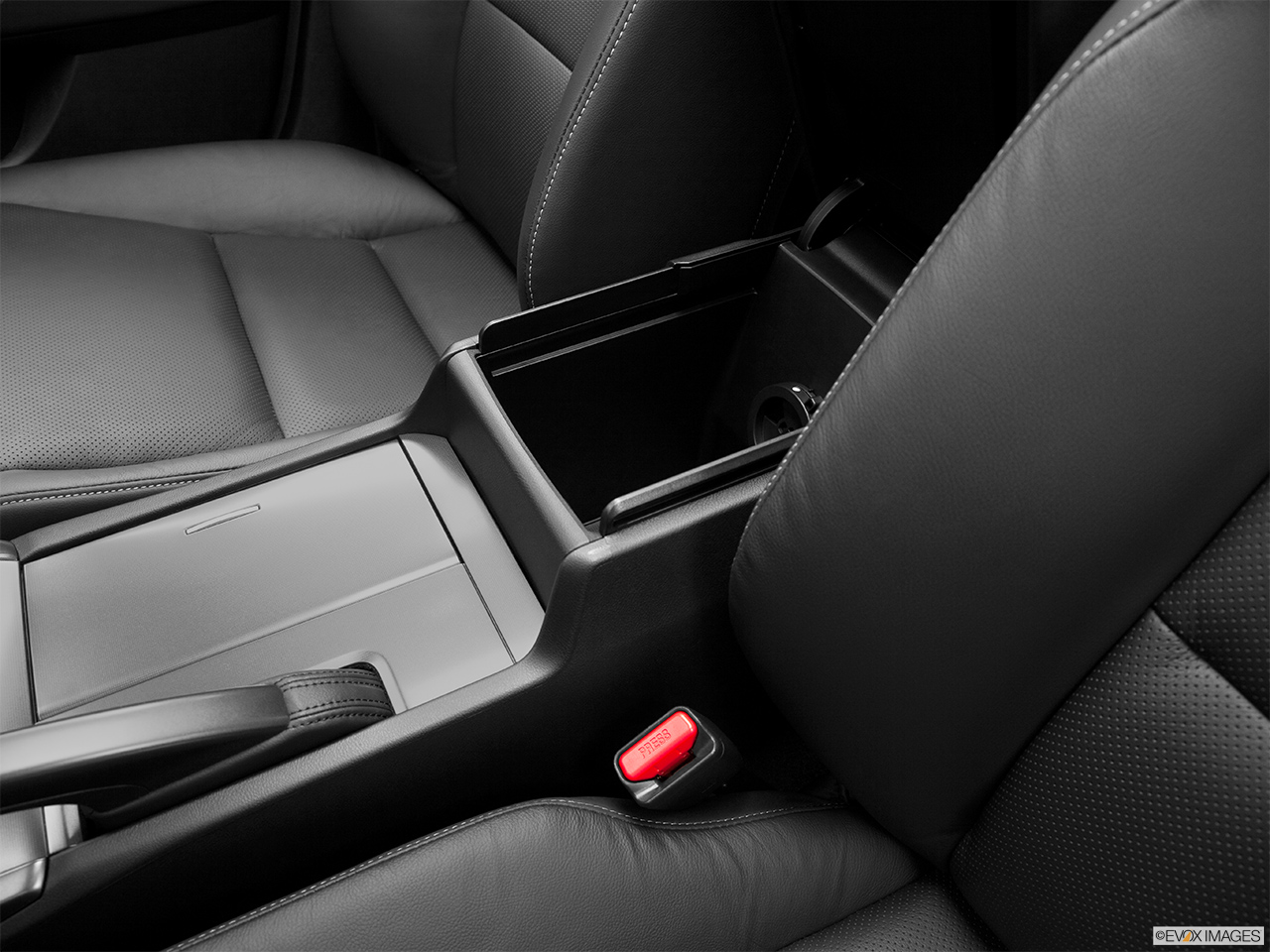 2013 Acura TSX 5-Speed Automatic Front center divider. 