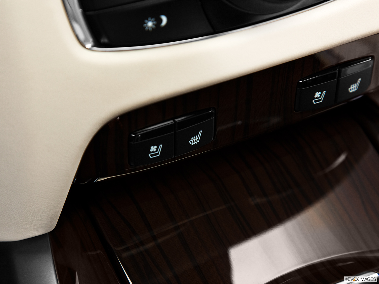 2014 Acura RLX Base Heated Seats Control 