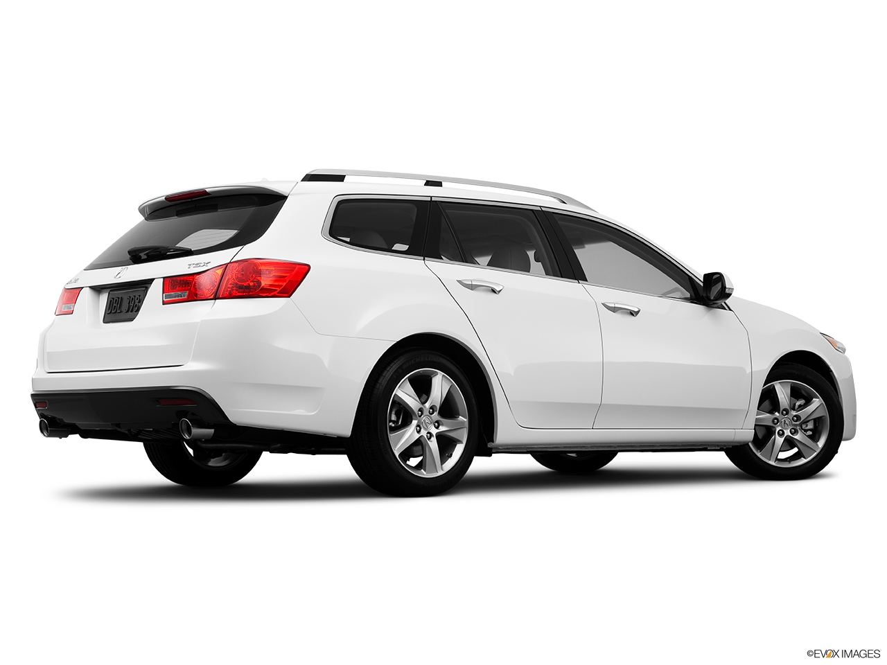 2013 Acura TSX Sport Wagon Base Low/wide rear 5/8. 