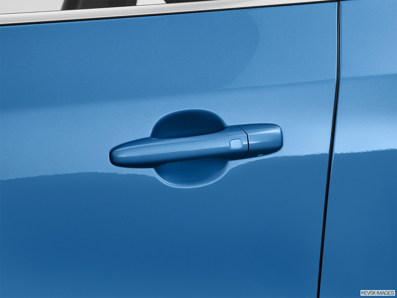 2014 Volvo S60 T5 FWD Premier Plus Drivers Side Door handle. 
