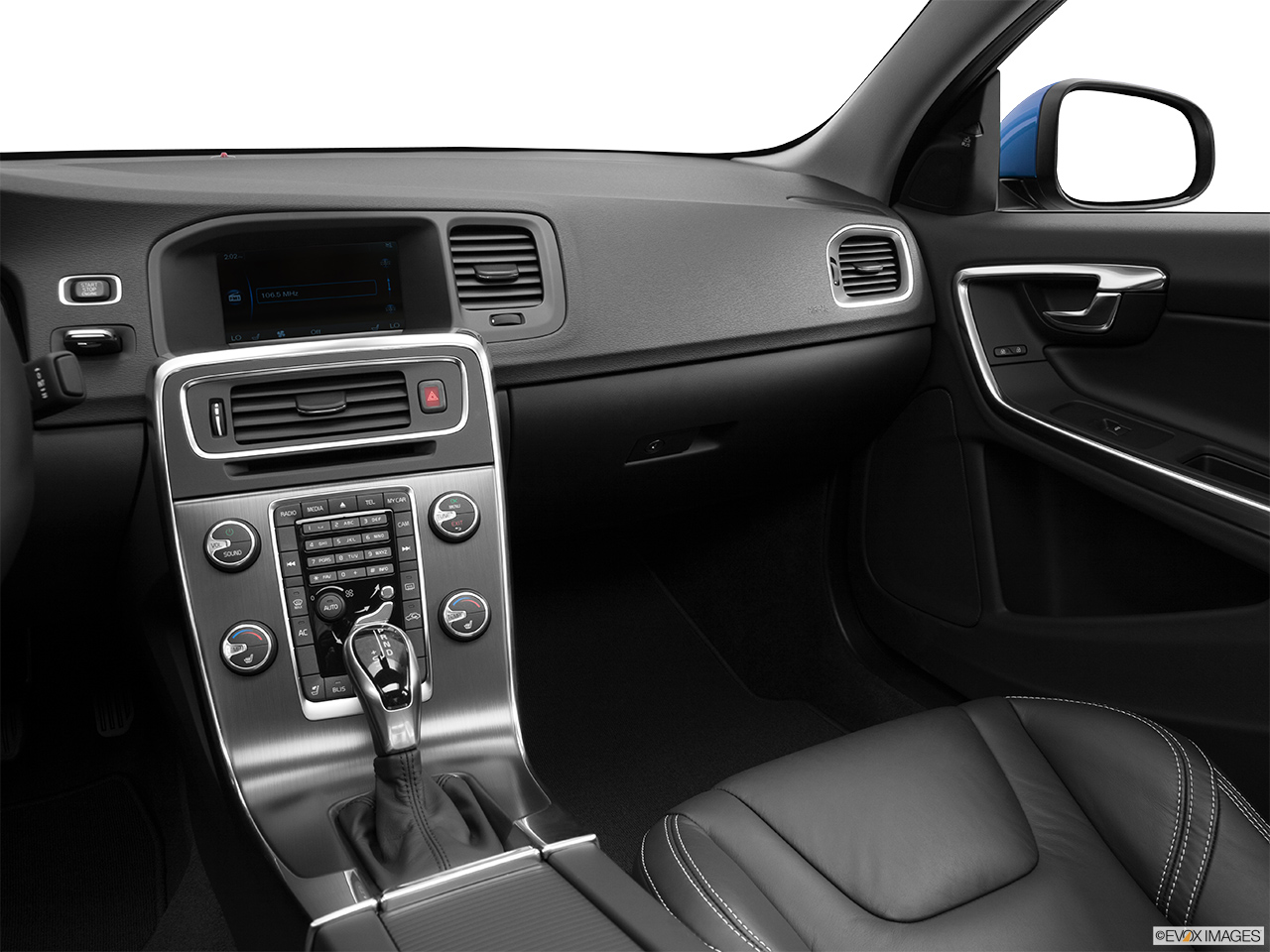 2014 Volvo S60 T5 FWD Premier Plus Center Console/Passenger Side. 