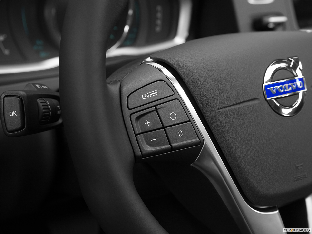 2014 Volvo S60 T5 FWD Premier Plus Steering Wheel Controls (Left Side) 