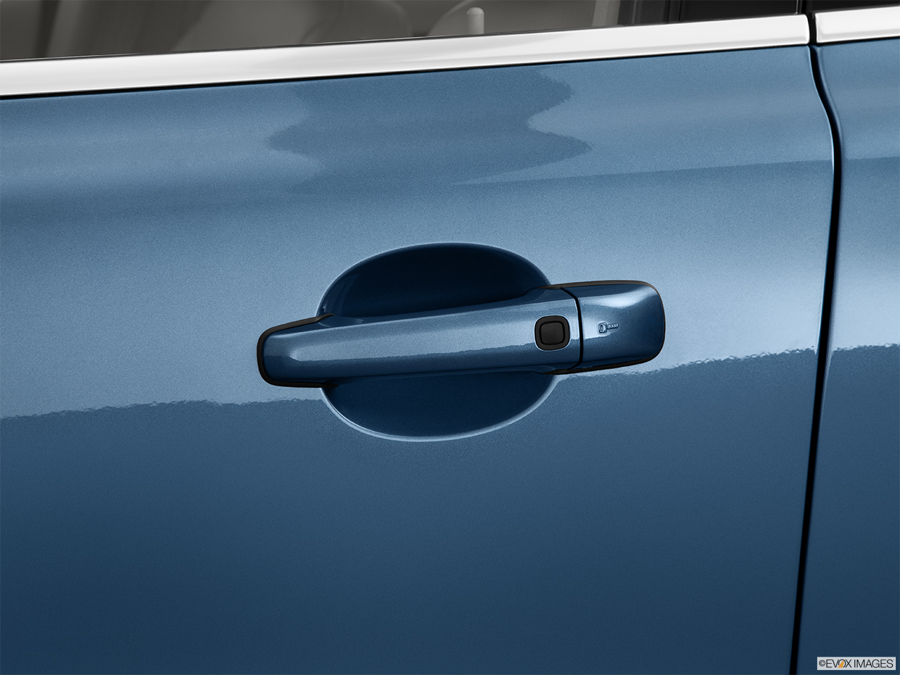 2014 Volvo S80 T6 AWD Platinum Drivers Side Door handle. 