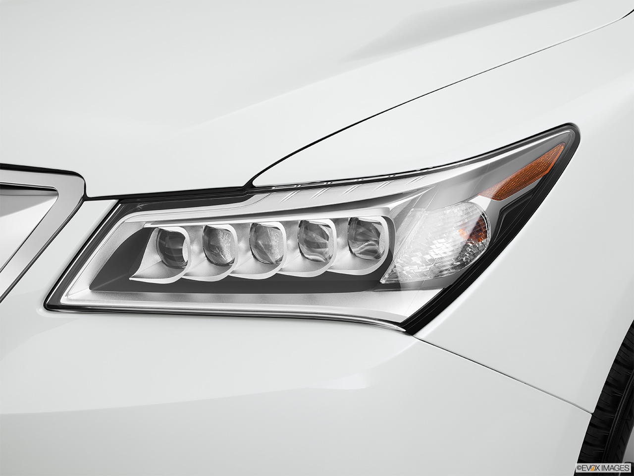 2014 Acura MDX SH-AWD Drivers Side Headlight. 