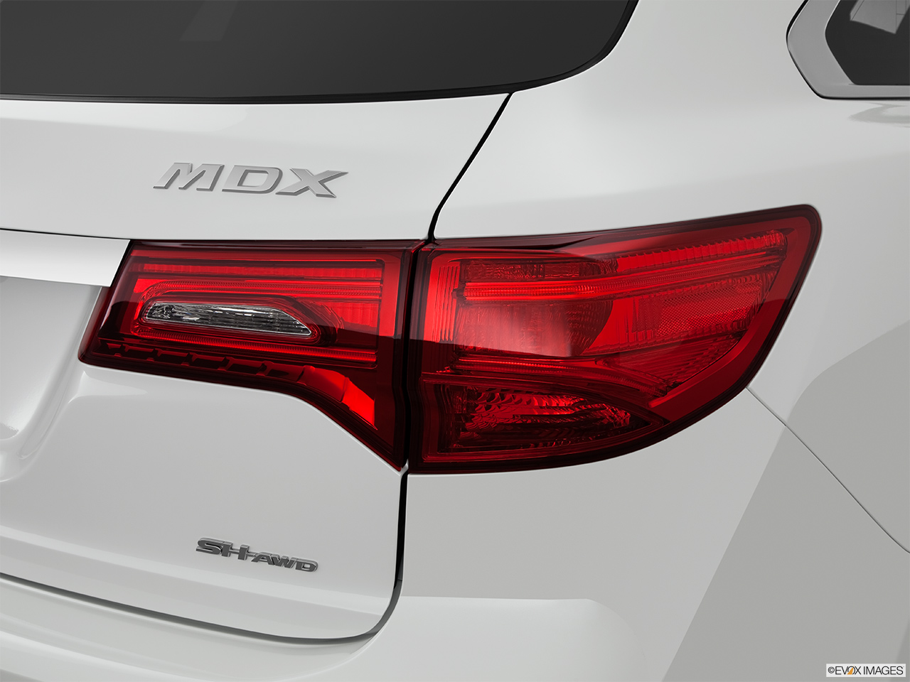 2014 Acura MDX SH-AWD Passenger Side Taillight. 