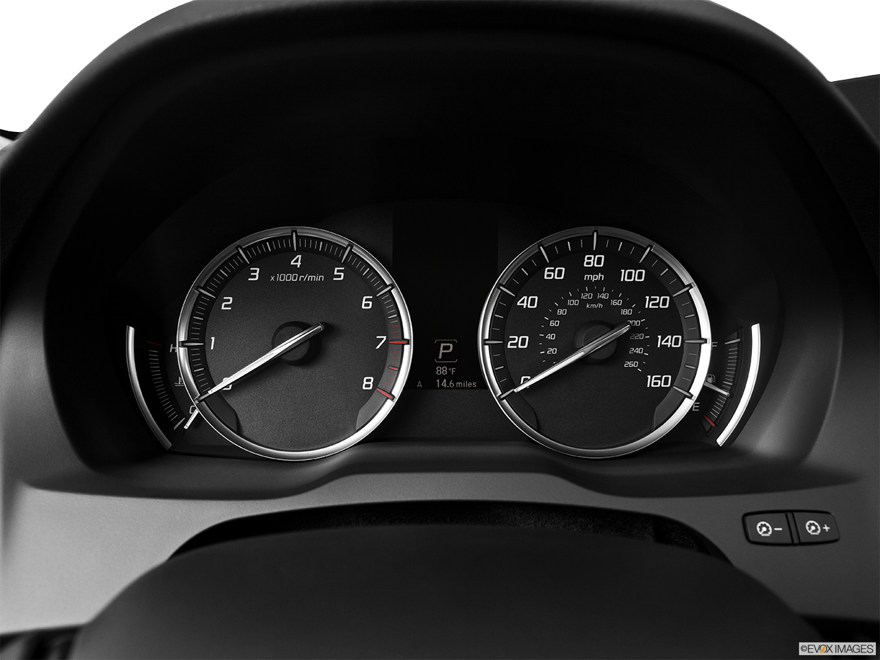 2014 Acura MDX SH-AWD Speedometer/tachometer. 