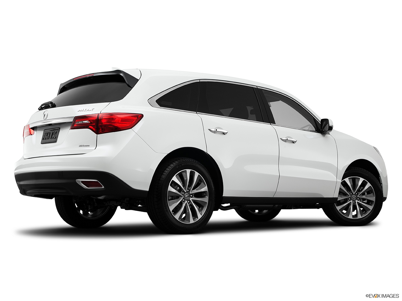 2014 Acura MDX SH-AWD Low/wide rear 5/8. 