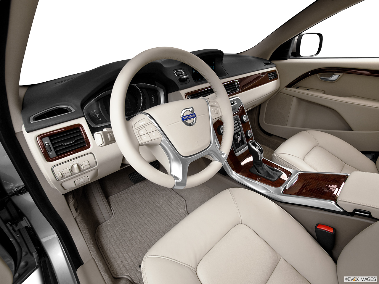 2014 Volvo XC70 3.2 AWD Premier Plus Interior Hero (driver's side). 