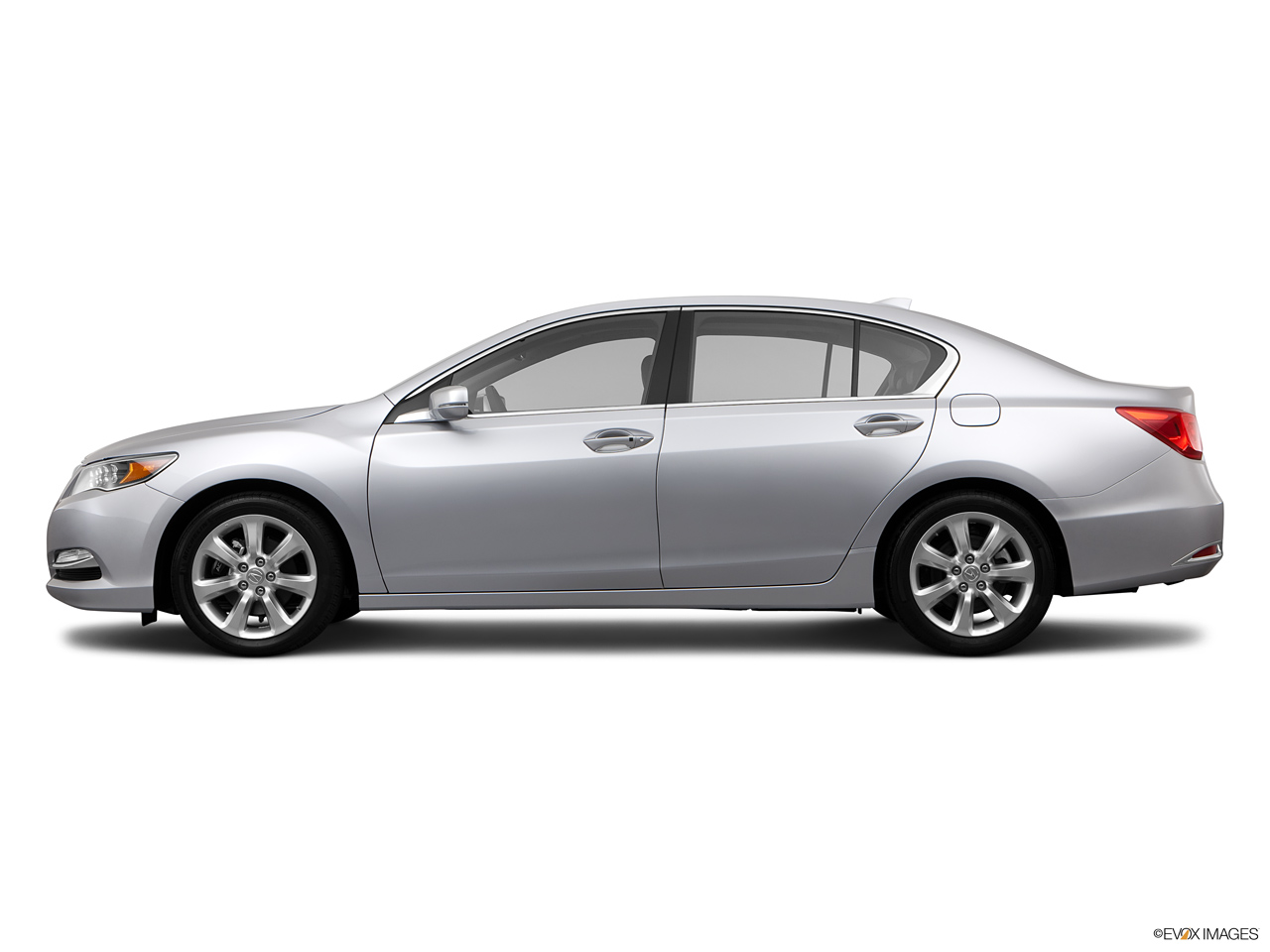 2023 Acura RLX   Side