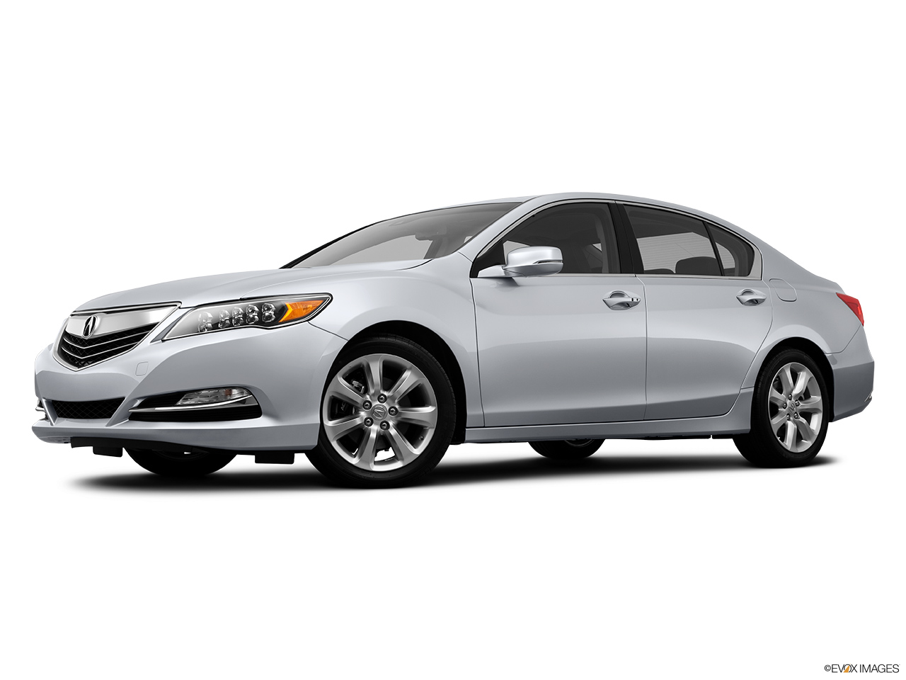 2014 Acura RLX Base Low/wide front 5/8. 