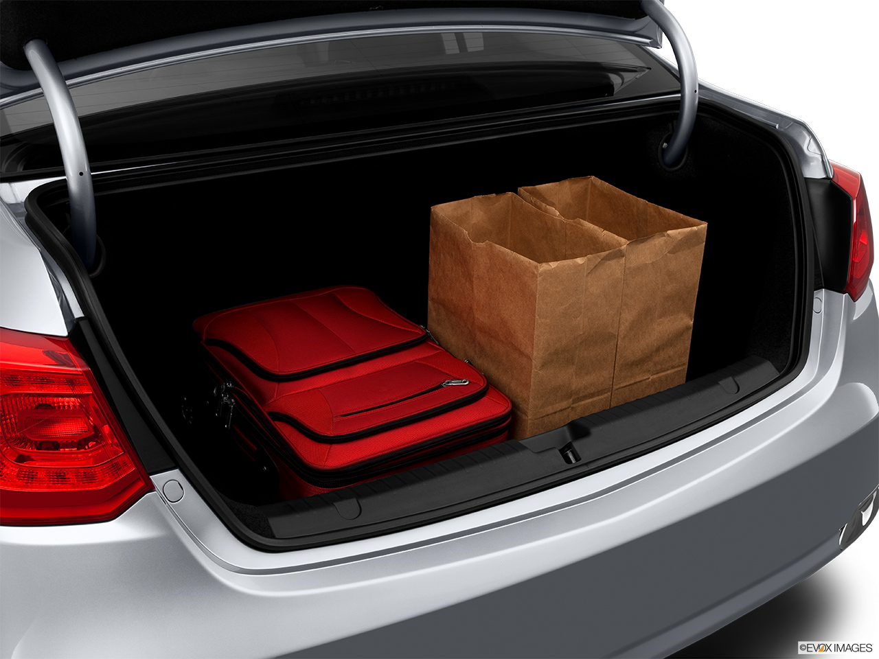2014 Acura RLX Base Trunk props. 
