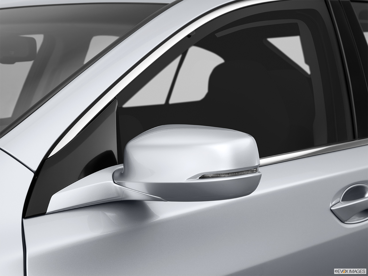 2014 Acura RLX Base Driver's side mirror, 3_4 rear 