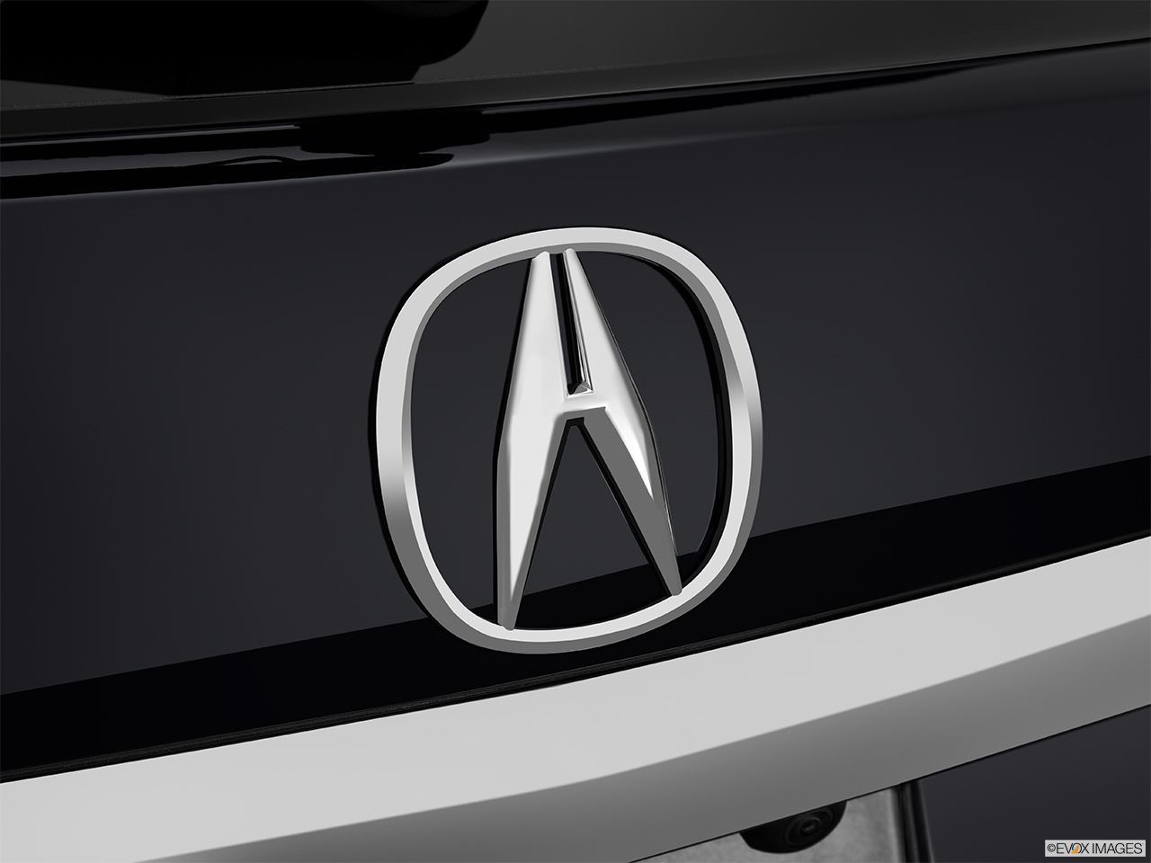 2014 Acura MDX Base Rear manufacture badge/emblem 