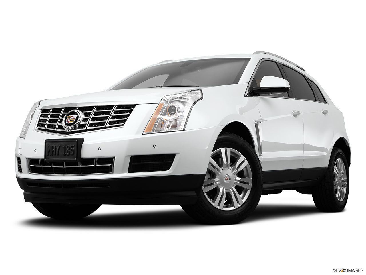 2014 Cadillac SRX Luxury Front angle view, low wide perspective. 