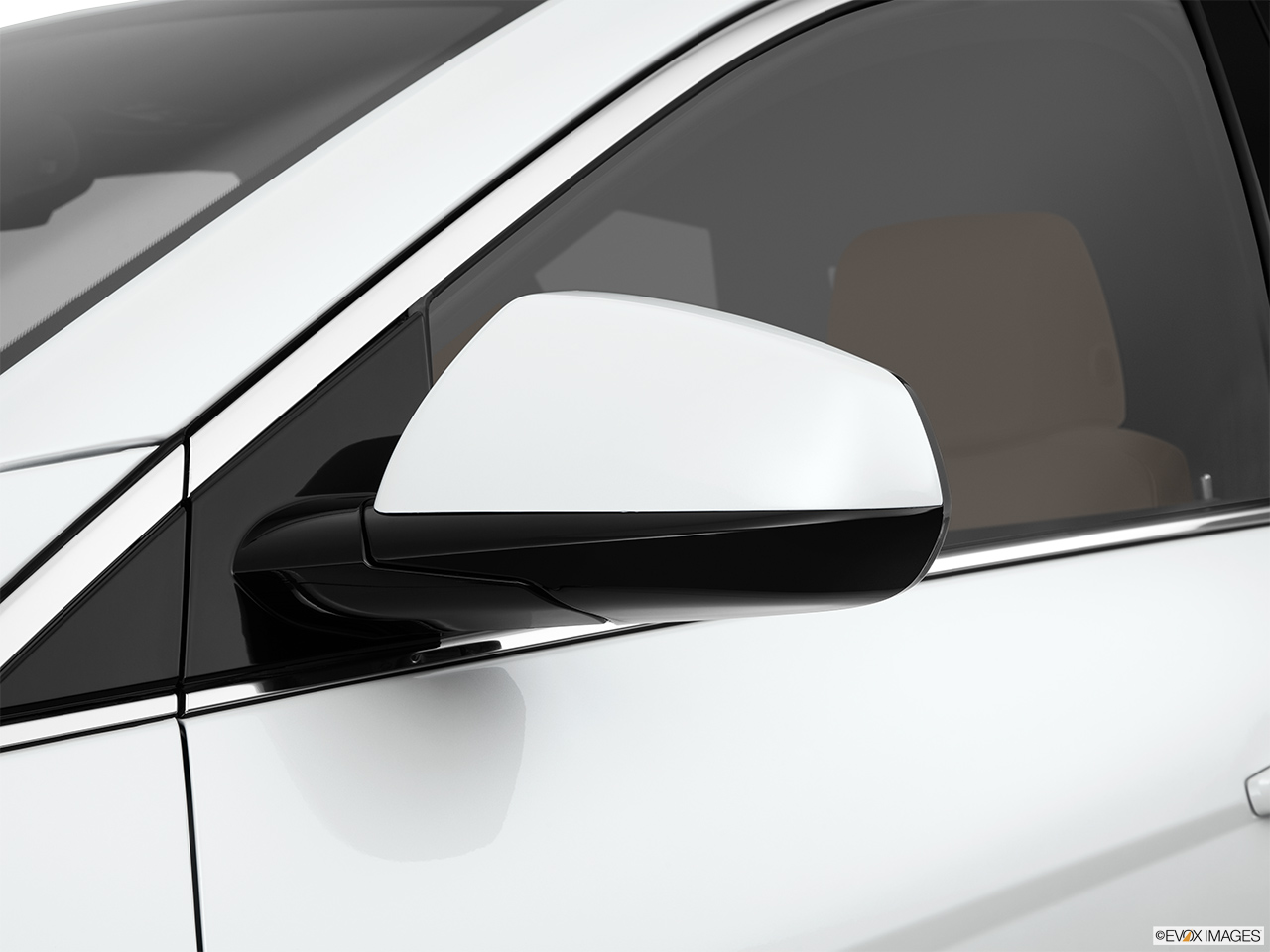 2014 Cadillac SRX Luxury Driver's side mirror, 3_4 rear 