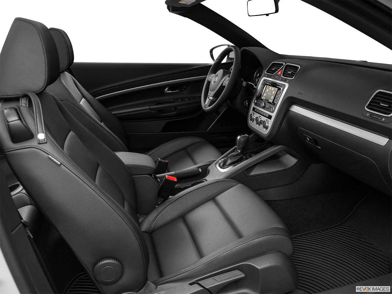 2014 Volkswagen Eos Komfort Passenger seat. 