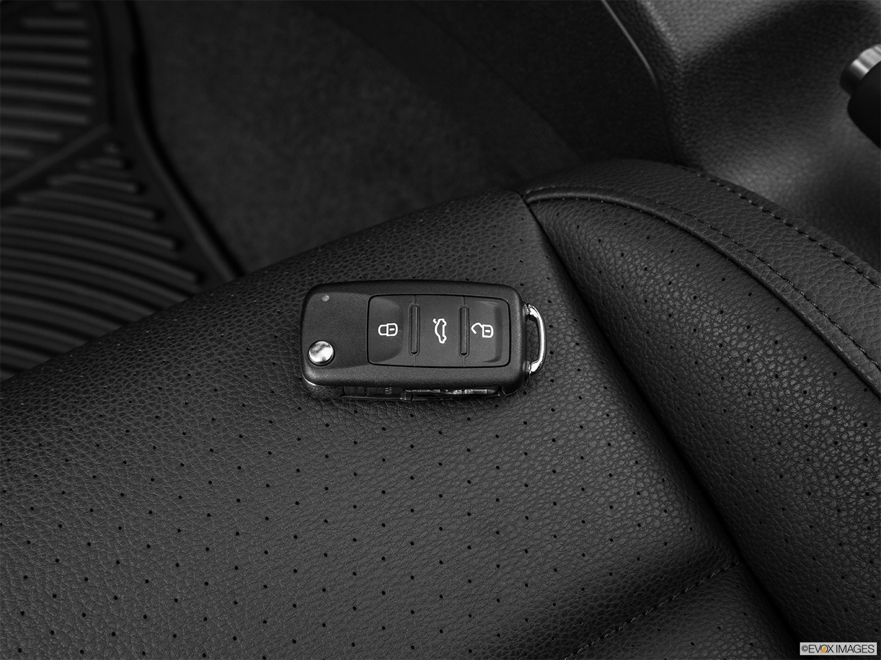 2014 Volkswagen Eos Komfort Key fob on driver's seat. 