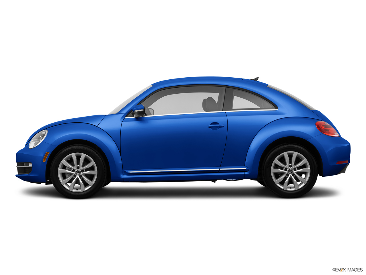2024 Volkswagen Beetle   Side