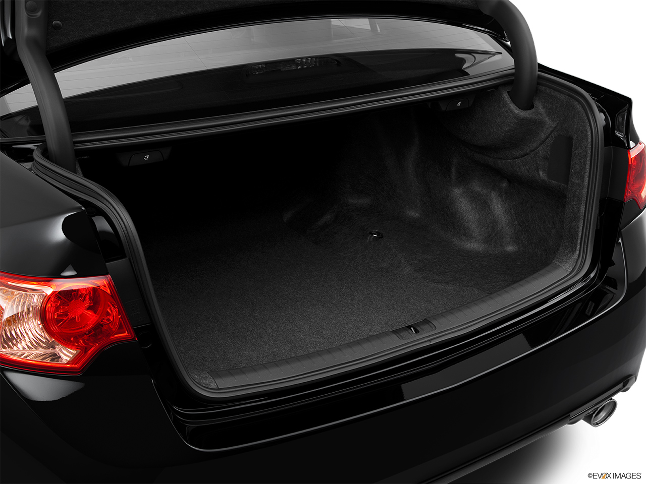 2014 Acura TSX 5-speed Automatic Trunk open. 