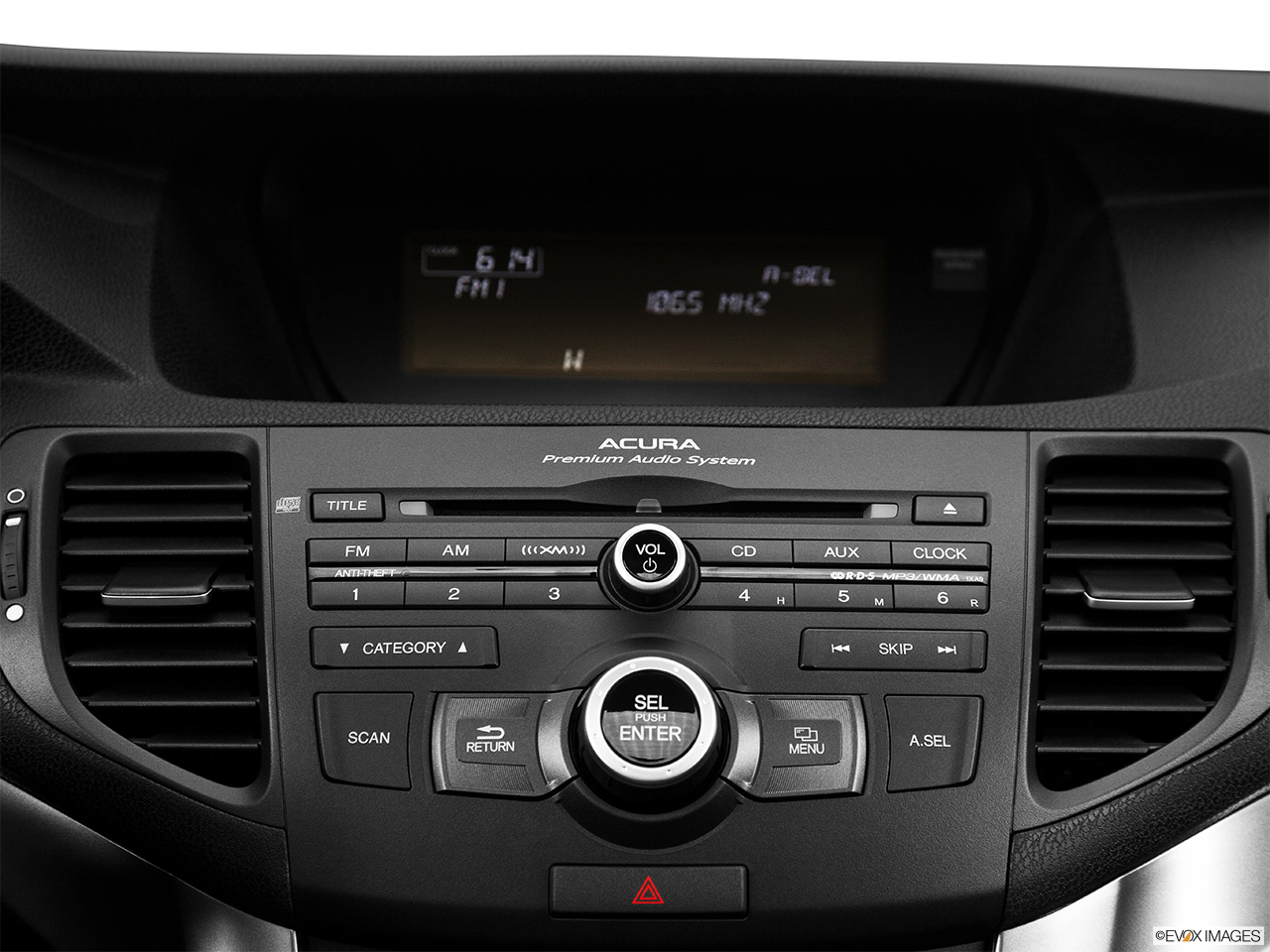 2014 Acura TSX 5-speed Automatic Closeup of radio head unit 