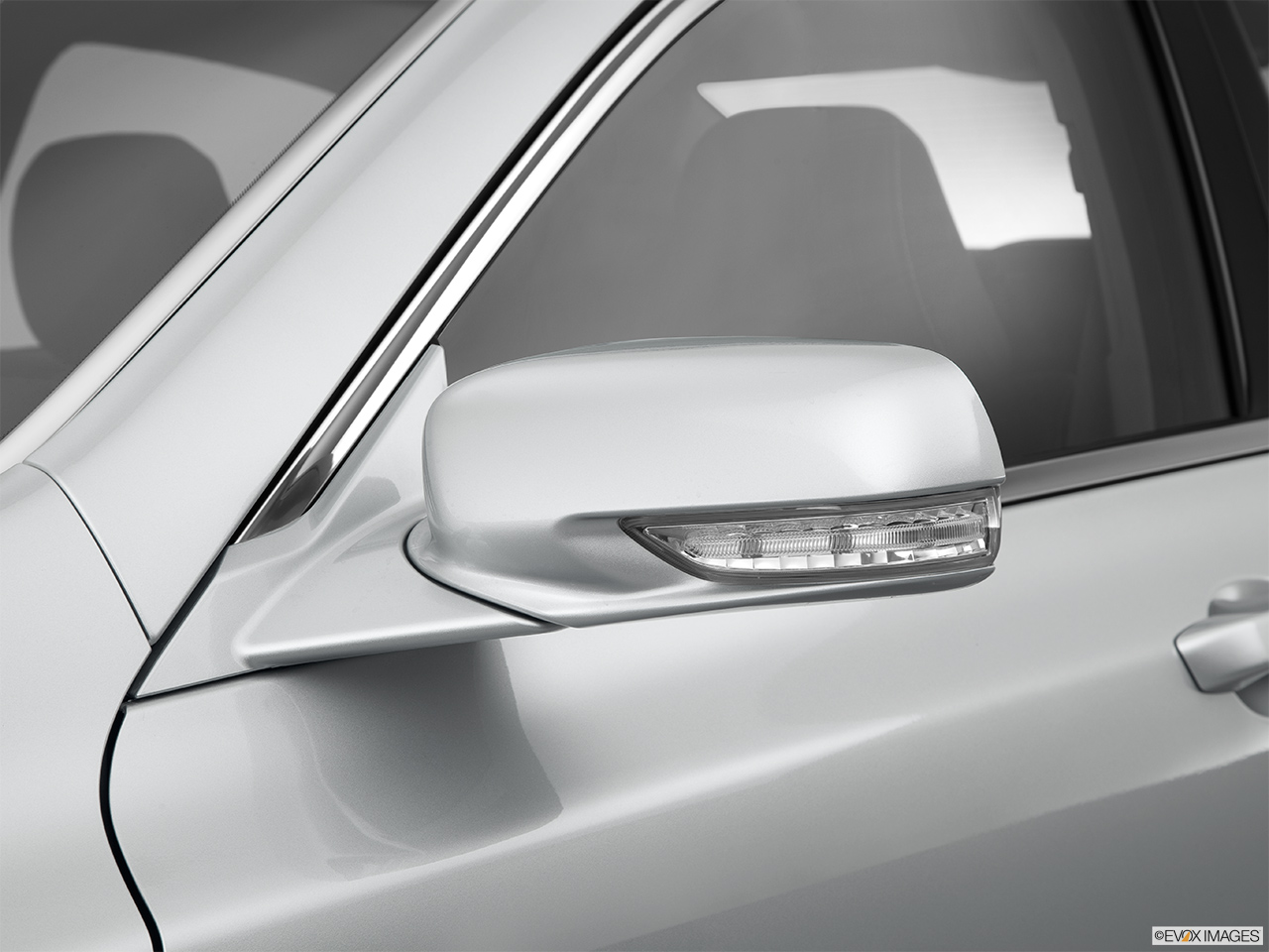 2014 Acura TL Special Edition Driver's side mirror, 3_4 rear 