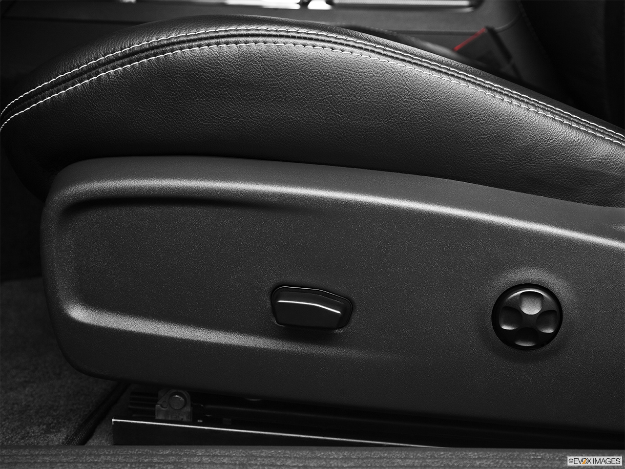2014 Saleen 570 Challenger Label 570 Black Label Seat Adjustment Controllers. 