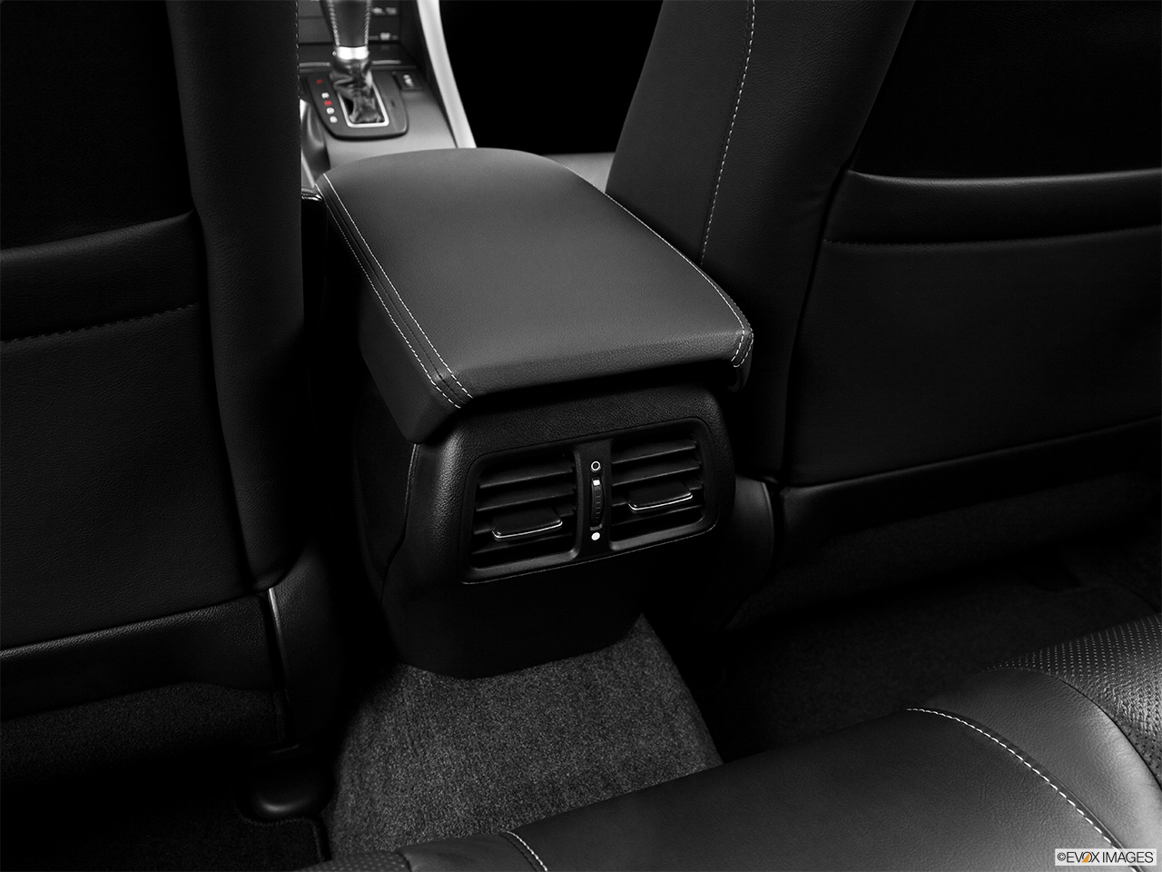 2014 Acura TSX Sport Wagon Base Rear A/C controls. 
