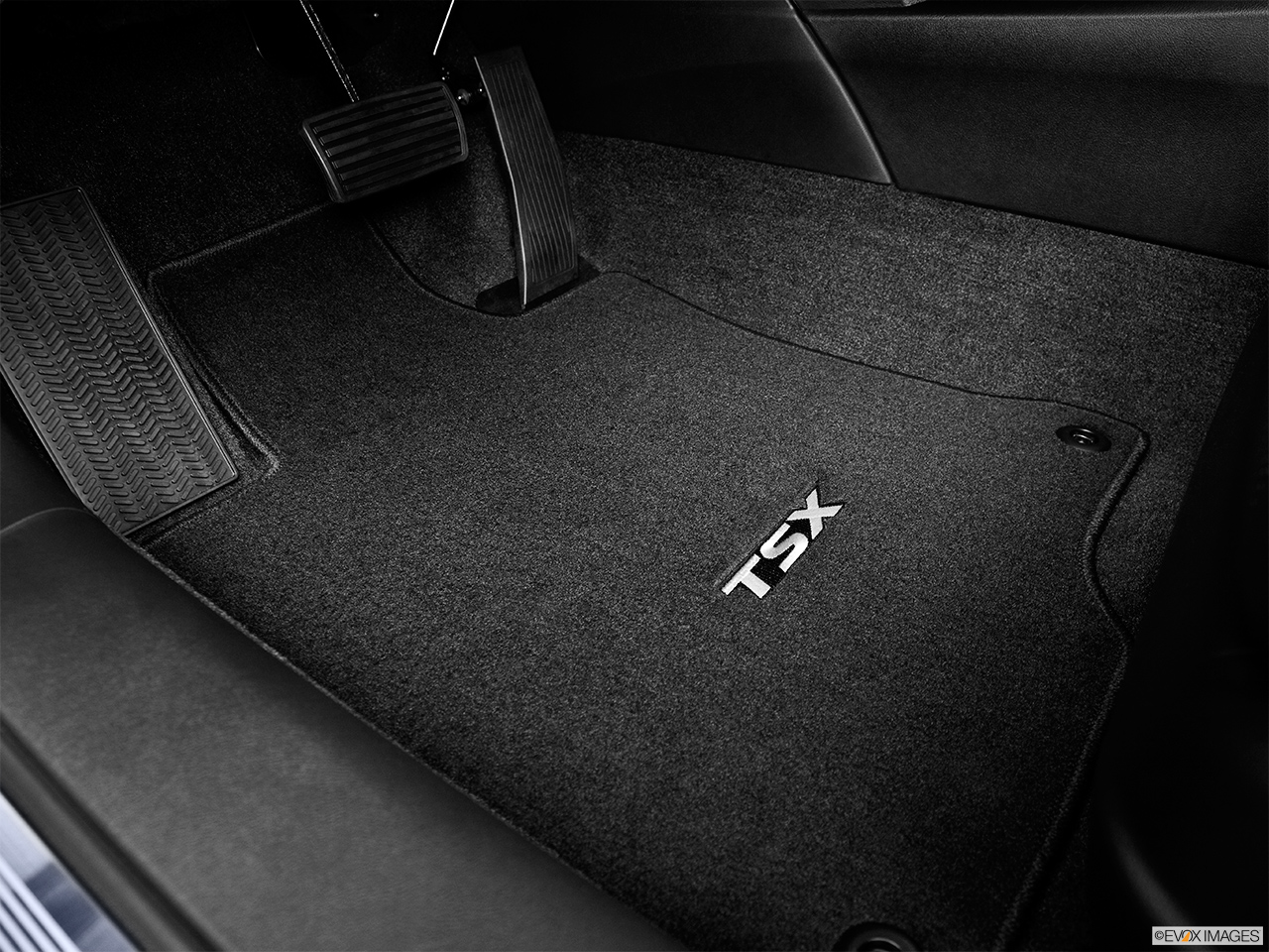 2014 Acura TSX Sport Wagon Base Driver's floor mat and pedals. Mid-seat level from outside looking in. 