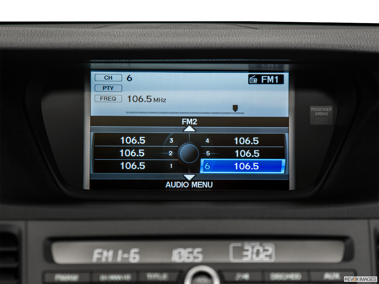2014 Acura TSX 5-Speed Automatic Closeup of radio head unit 
