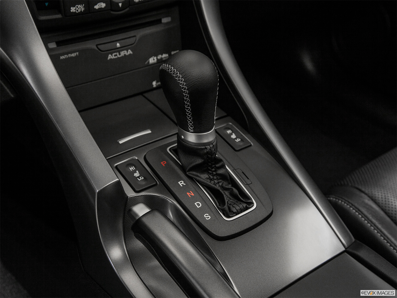 2014 Acura TSX 5-Speed Automatic Gear shifter/center console. 