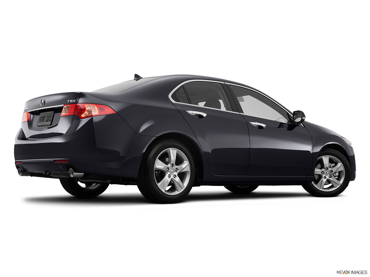 2014 Acura TSX 5-Speed Automatic Low/wide rear 5/8. 