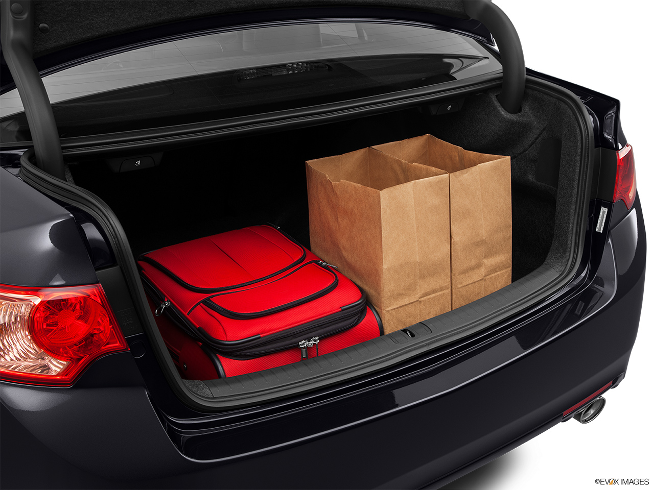 2014 Acura TSX 5-Speed Automatic Trunk props. 