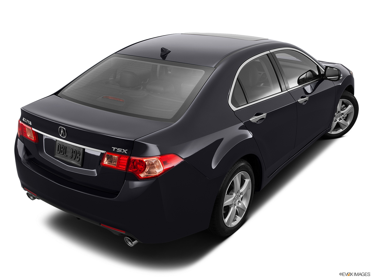 2014 Acura TSX 5-Speed Automatic Rear 3/4 angle view. 