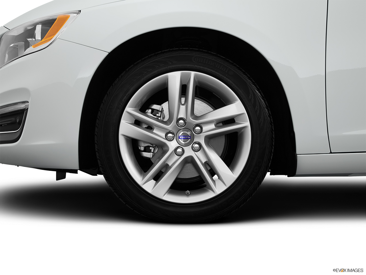 2015 Volvo V60 Premier Plus Front Drivers side wheel at profile. 